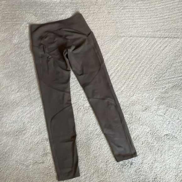 Spanx size S leggings - Picture 3 of 4
